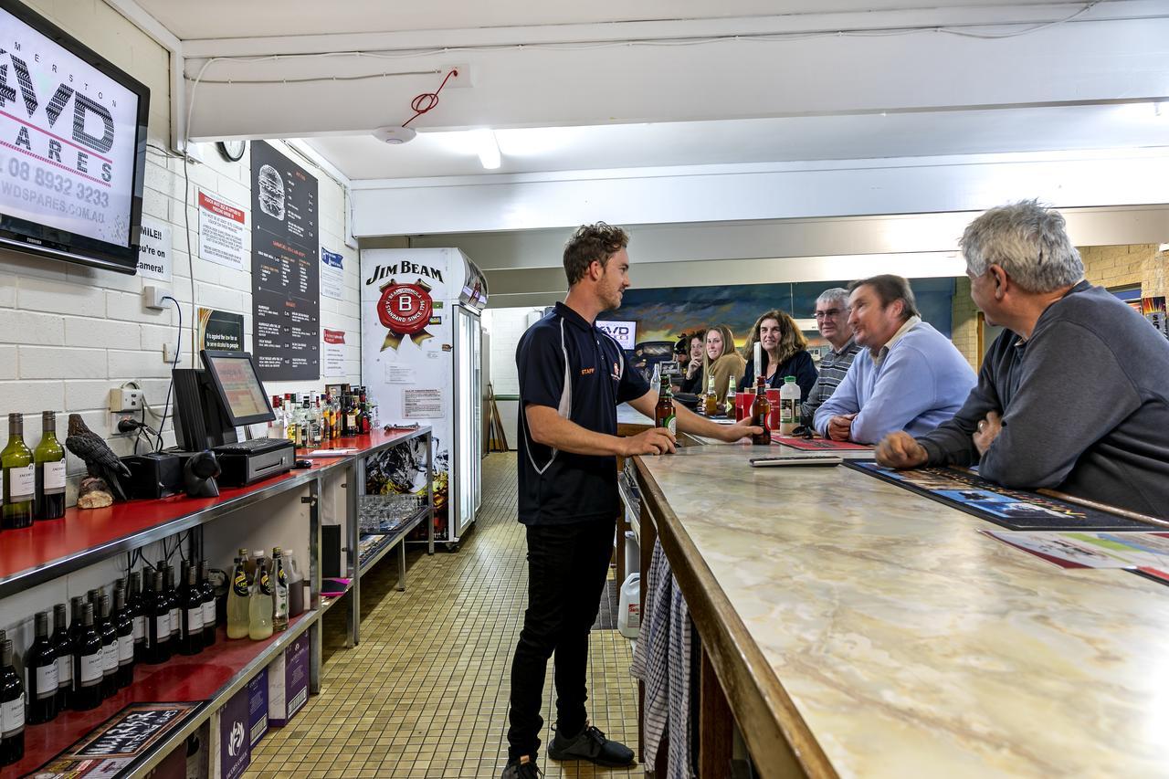 Nullarbor Roadhouse Hotel Екстериор снимка